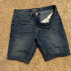 Men’s Goodfellow Size 36 Short